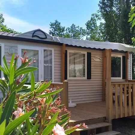 Mobil-home 4 **** *